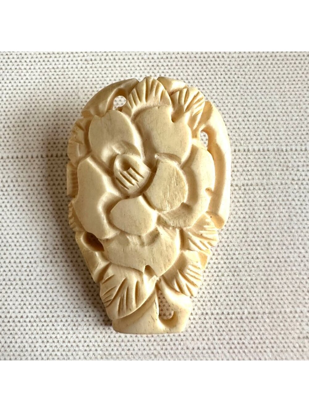 1940s-50s Carved Bone Fur Clip, Rose and Foliage, Scalloped Edge, Ivory Color